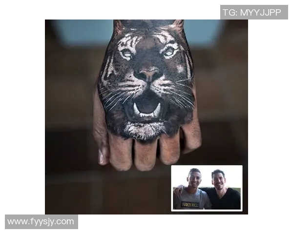 足球明星脖子纹身图案女性风格解析与时尚搭配建议