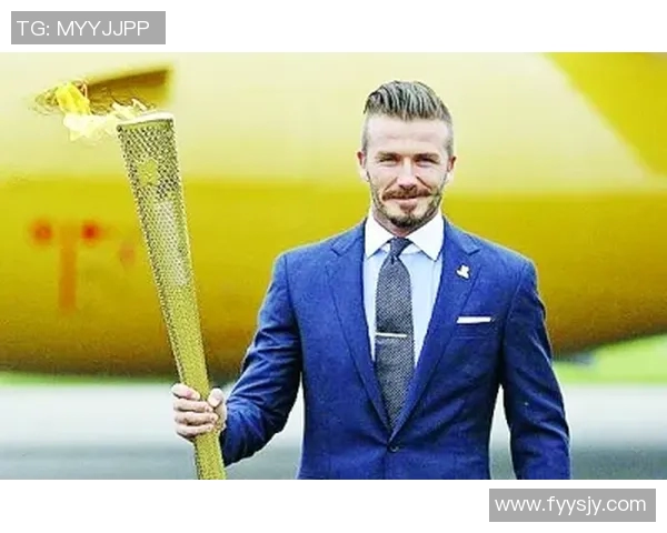 足球明星身穿蓝色西服的时尚魅力揭秘与搭配技巧分享